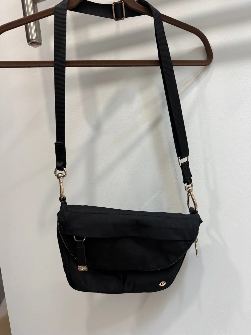lululemon athletica Black Quilted Crossbody Bag with Gold Hardware